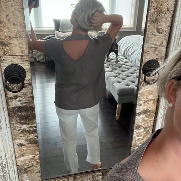 STELLA & DOT silver sequin top - Picture 7 of 7